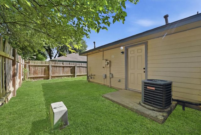10015 Ridgecoral Drive, Houston, TX 77038