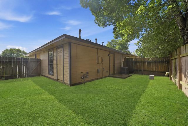 10015 Ridgecoral Drive, Houston, TX 77038