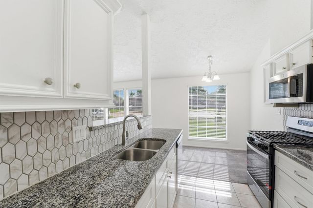 10015 Ridgecoral Drive, Houston, TX 77038