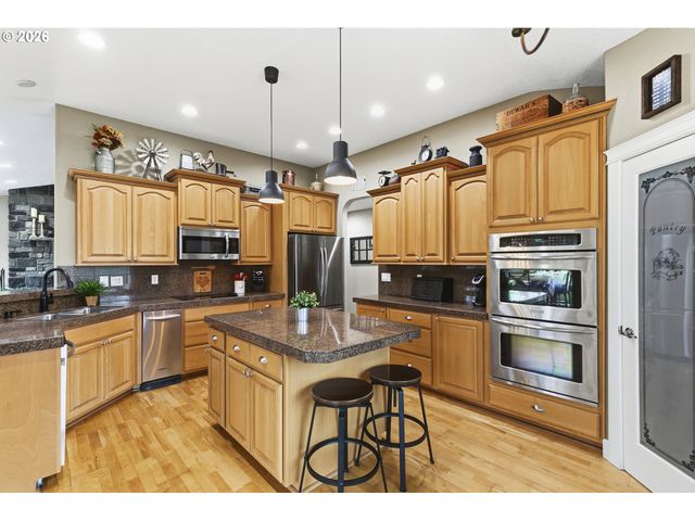 38622 Ne 25TH St, Washougal, WA 98671