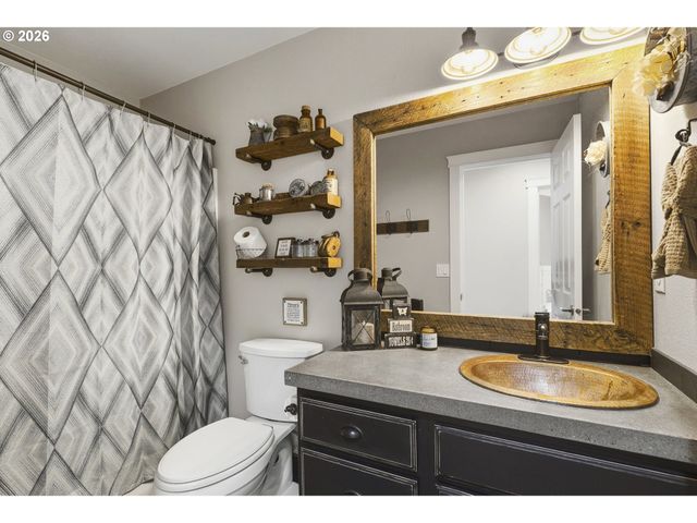 38622 Ne 25TH St, Washougal, WA 98671