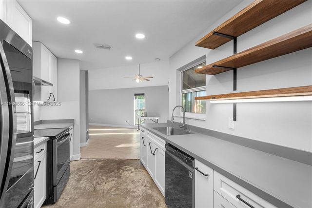 6049 Stratton RD, Fort Myers, FL 33905