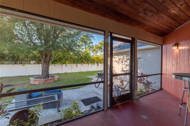 6049 Stratton RD, Fort Myers, FL 33905