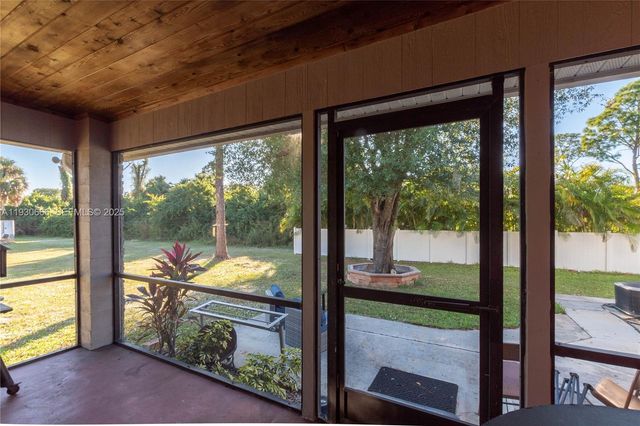 6049 Stratton RD, Fort Myers, FL 33905