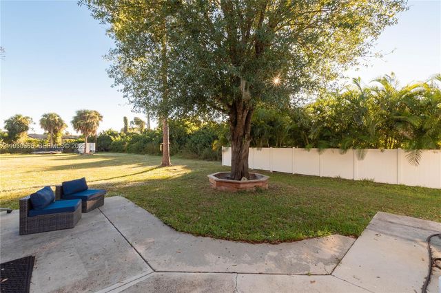 6049 Stratton RD, Fort Myers, FL 33905