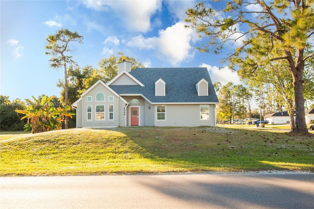 6049 Stratton RD, Fort Myers, FL 33905