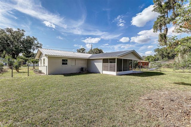 2606 HIGHLAND AVENUE, Plant City, FL 33563