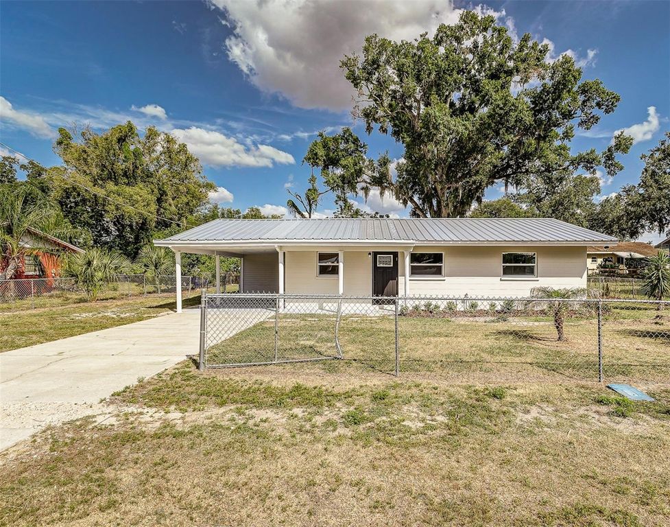 2606 HIGHLAND AVENUE, Plant City, FL 33563