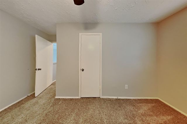 2010 Creekshire Drive, Sugar Land, TX 77478