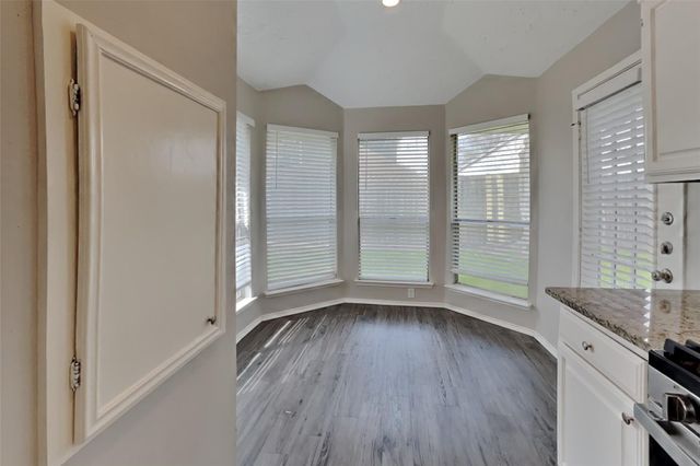 2010 Creekshire Drive, Sugar Land, TX 77478