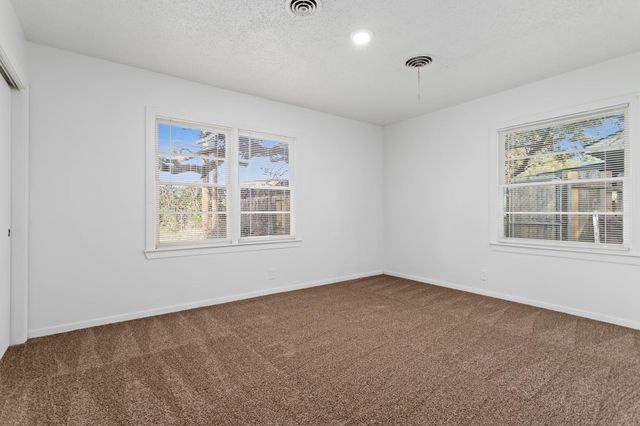 2413 Mckee Drive, Orange, TX 77630