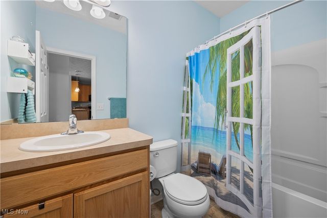 4201 Meadow Lark Drive, Lorain, OH 44053