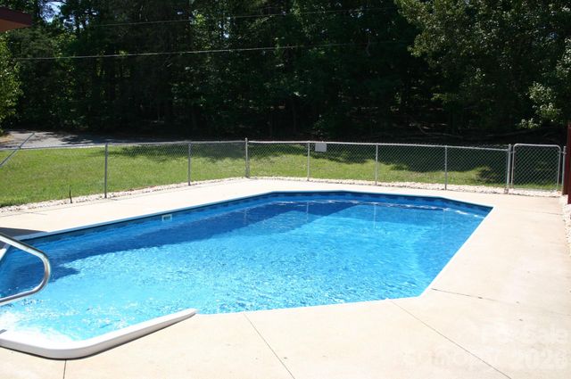 2295 Shady Grove Road, Connelly Springs, NC 28612