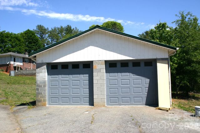 2295 Shady Grove Road, Connelly Springs, NC 28612
