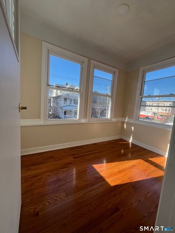 352 Wilmot Avenue 2, Bridgeport, CT 06607