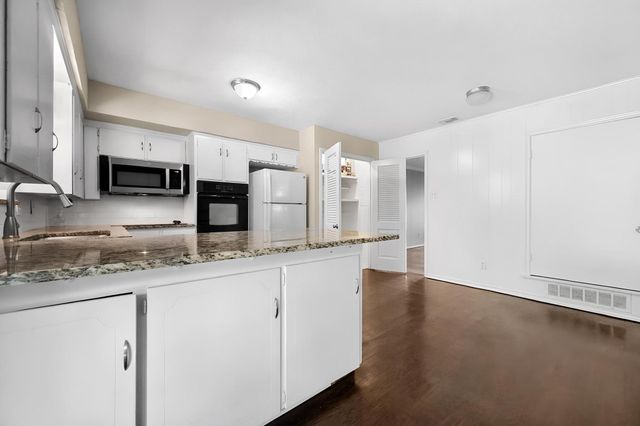8351 Lullwater Drive, Dallas, TX 75218