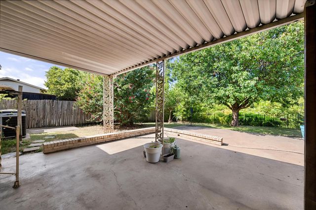 8351 Lullwater Drive, Dallas, TX 75218