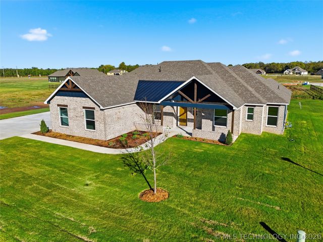 16315 E 101st Street North, Owasso, OK 74055