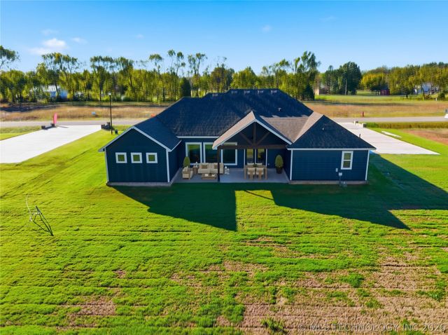 16315 E 101st Street North, Owasso, OK 74055