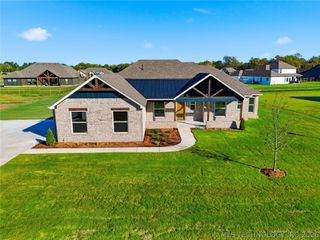 16315 E 101st Street North, Owasso, OK 74055
