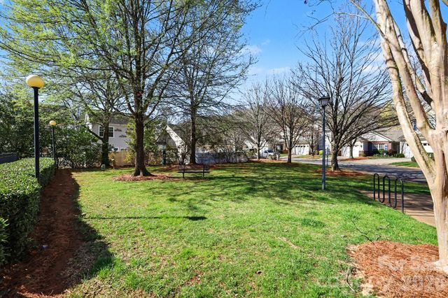 8411 Chaceview Court, Charlotte, NC 28269