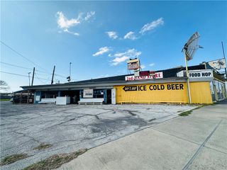 1613 S Staples St, Corpus Christi, TX 78404