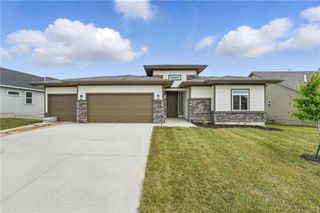 1833 Woodward Circle, Raymore, MO 64083