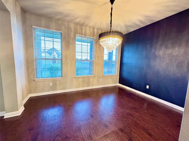 10800 Aurora Drive, Waco, TX 76708