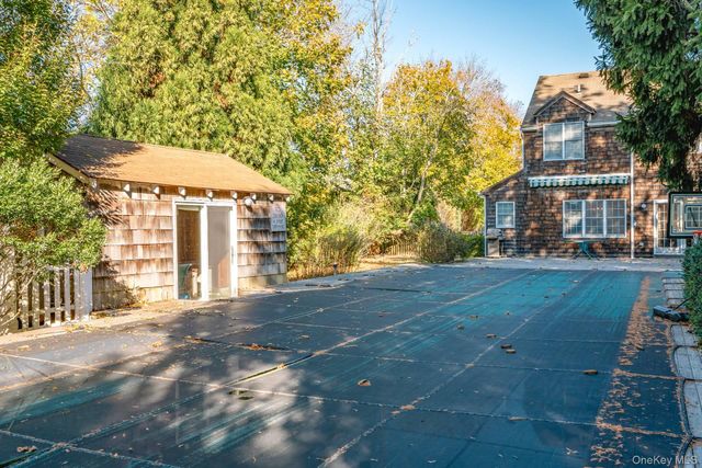 45 Quogue Street, Quogue, NY 11959