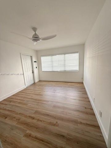 401 SE 10th Street rear, Hallandale Beach, FL 33009
