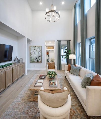 11906 Perch Drive, Mont Belvieu, TX 77523