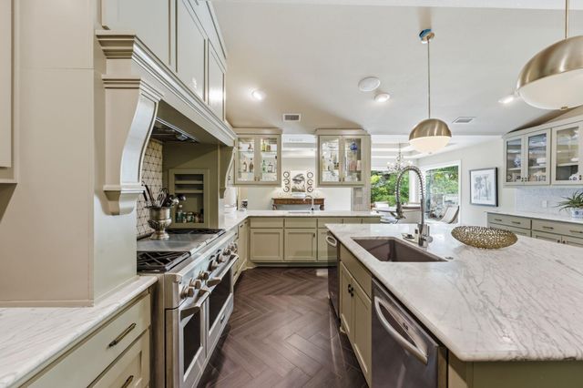 32 Sundown PKWY, Austin, TX 78746