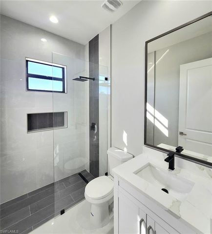 1803 NW 38th PL, Cape Coral, FL 33993