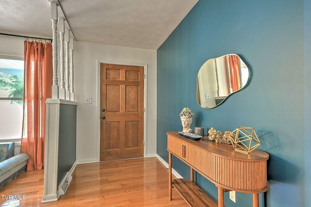 1747 Forest View Drive, Kingsport, TN 37660
