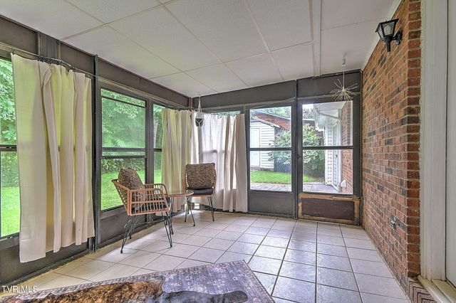 1747 Forest View Drive, Kingsport, TN 37660