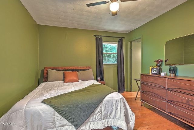 1747 Forest View Drive, Kingsport, TN 37660