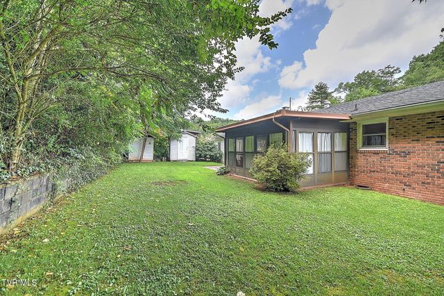 1747 Forest View Drive, Kingsport, TN 37660