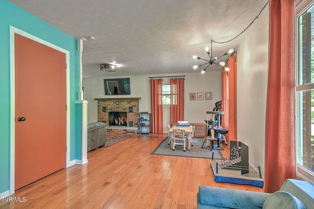 1747 Forest View Drive, Kingsport, TN 37660