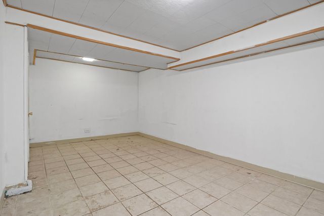 7605 Manchester Manor, Hanover Park, IL 60133