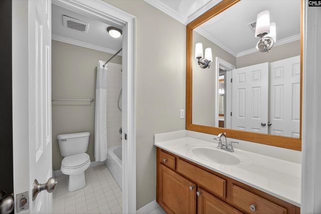 104 Turtle Point Court, Chapin, SC 29036