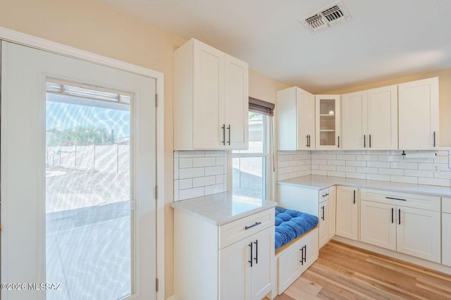 10095 N Mill Crossing Way, Tucson, AZ 85743