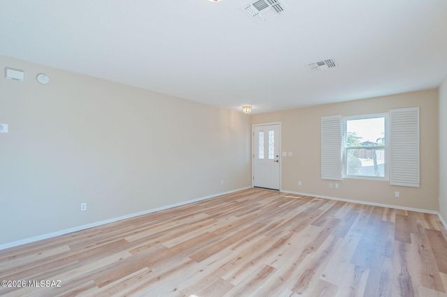 10095 N Mill Crossing Way, Tucson, AZ 85743