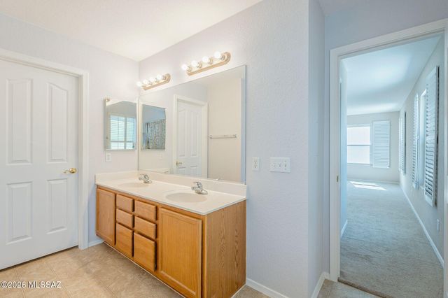 10095 N Mill Crossing Way, Tucson, AZ 85743