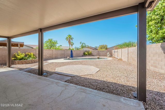 10095 N Mill Crossing Way, Tucson, AZ 85743