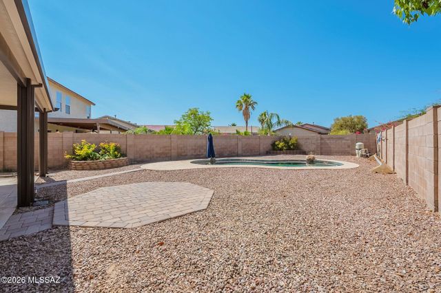 10095 N Mill Crossing Way, Tucson, AZ 85743