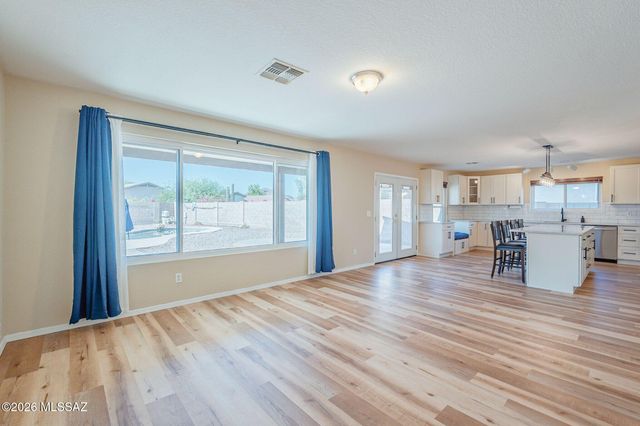 10095 N Mill Crossing Way, Tucson, AZ 85743