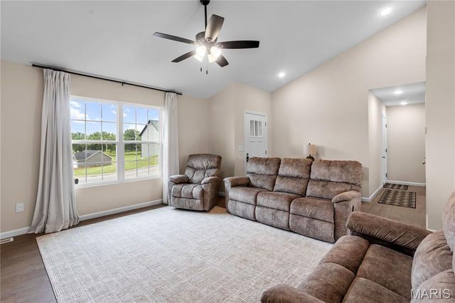 288 Lake Labadie Drive, Labadie, MO 63055