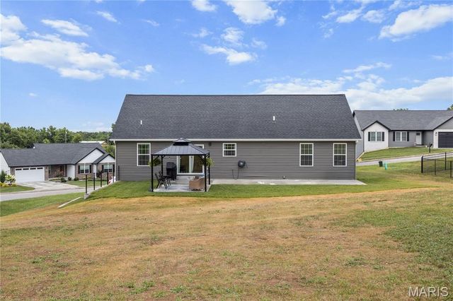 288 Lake Labadie Drive, Labadie, MO 63055