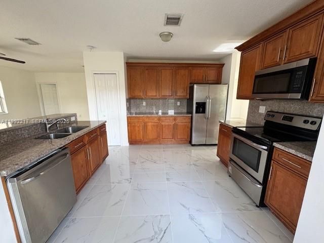 1720 NE 35 Avenue, Homestead, FL 33033