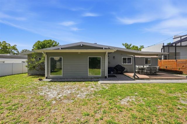 1837 CARLTON DRIVE, Clearwater, FL 33759